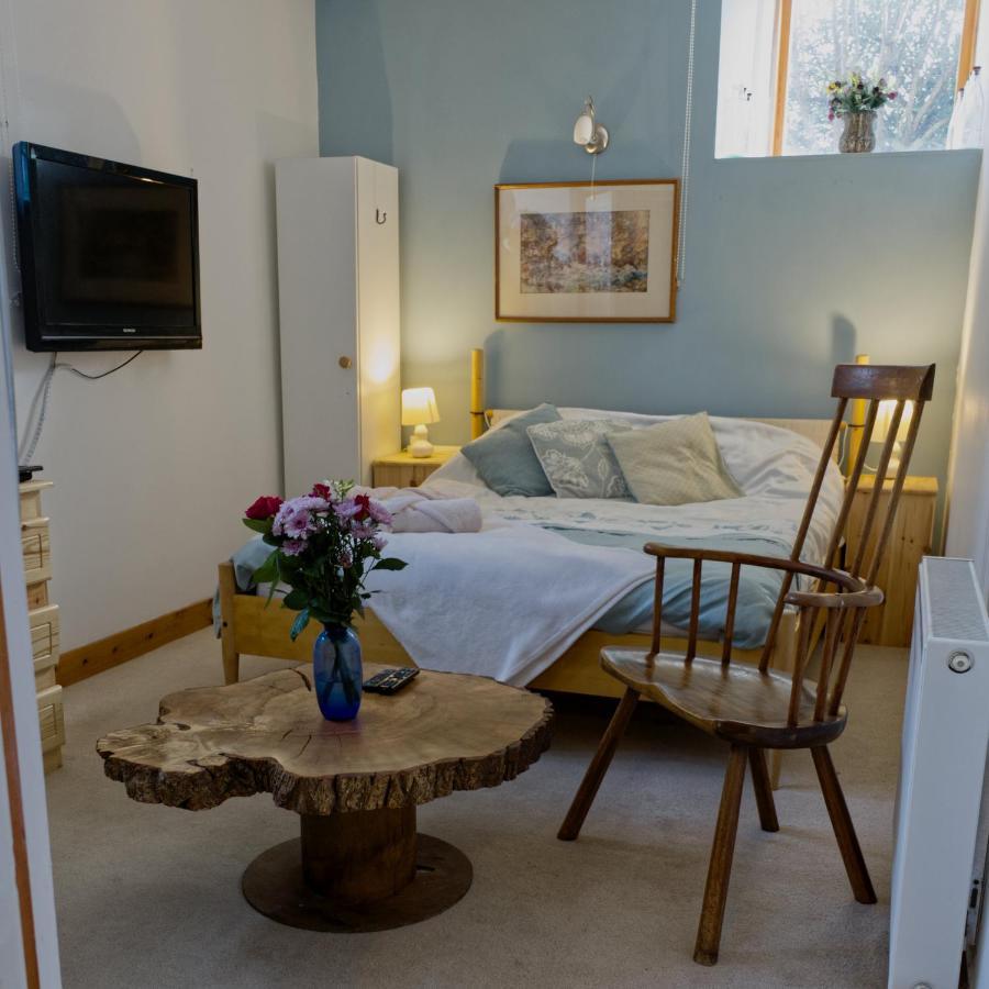 James John Hamilton House And Backpacker Hostel Фішгард Екстер'єр фото
